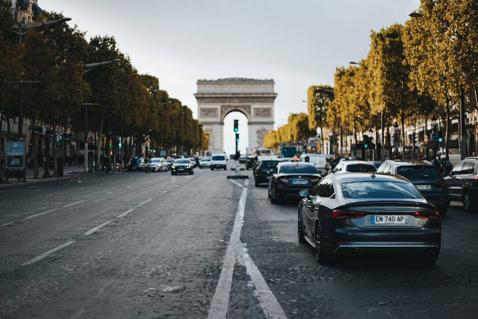 developpement-commercial-clients-vs-alternatives-le-grand-comparatif-objectif